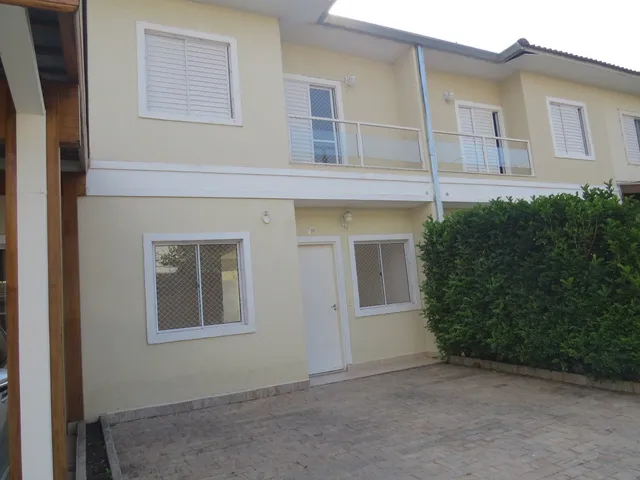 Casa com 125m² 3 quartos e 3 banheiros, à venda, no bairro Loteamento Fernando Camargo Nogueira em Taubaté