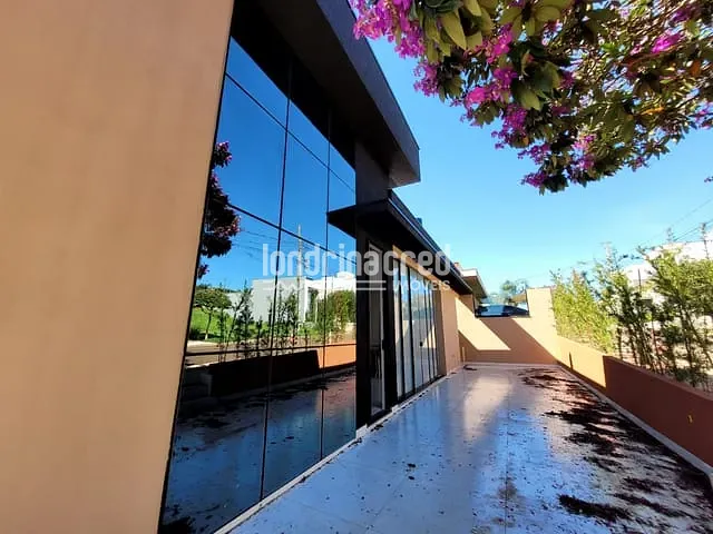 Casa com 193m² 3 quartos e 2 banheiros, à venda, no bairro Condomínio Heimtal Park em Londrina
