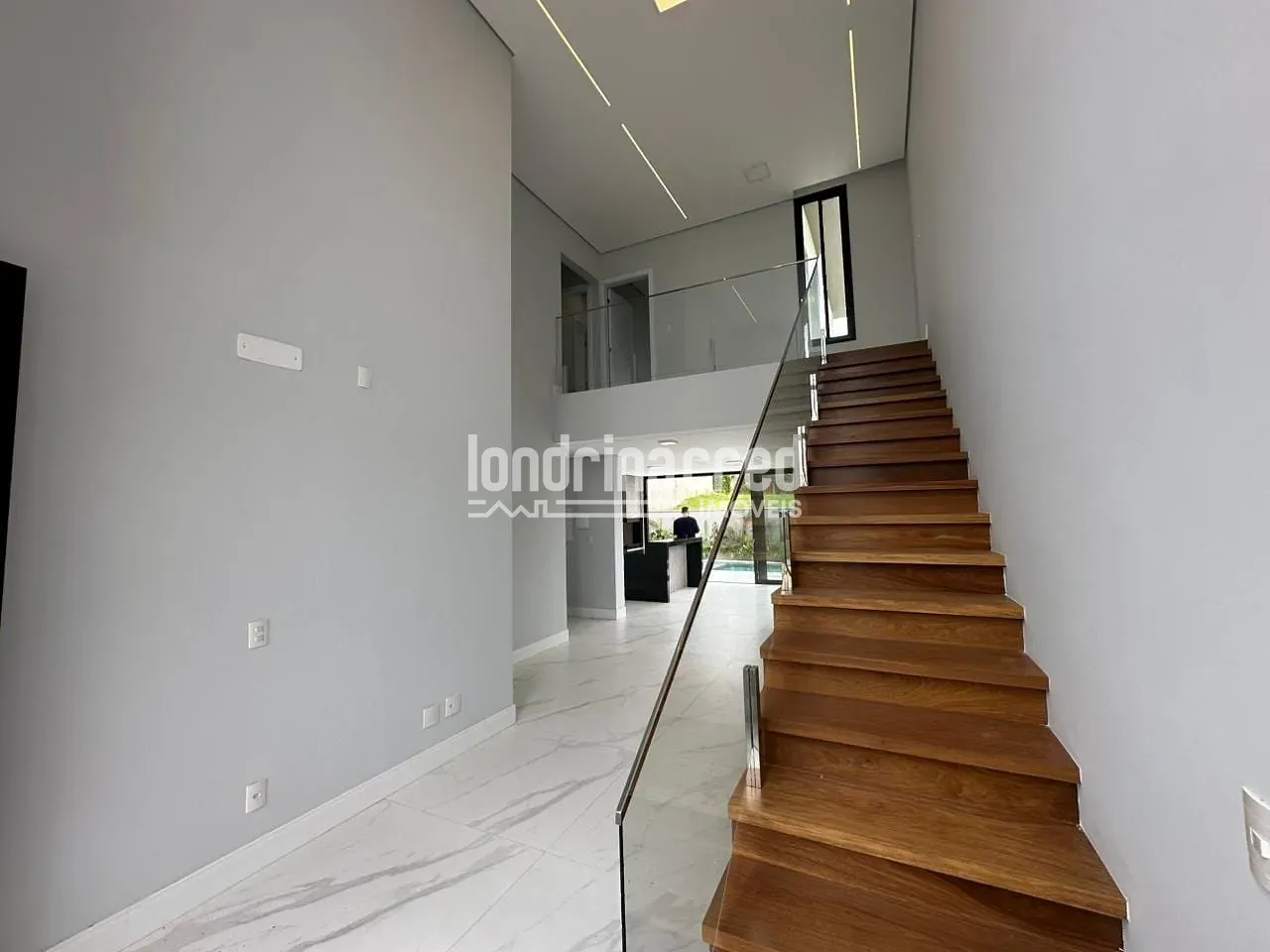 Casa, 4 quartos, 211 m² - Foto 4