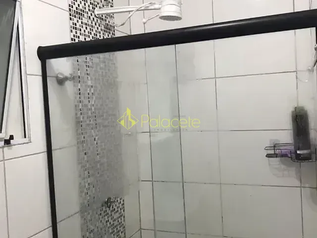 Casa com 150m² 2 quartos e 2 banheiros, à venda, no bairro Residencial e Comercial Laerte Asumpção em Pindamonhangaba