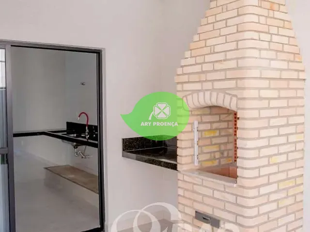 Casa com 182m² 3 quartos e 2 banheiros, à venda, no bairro Condomínio Santinon em Sorocaba