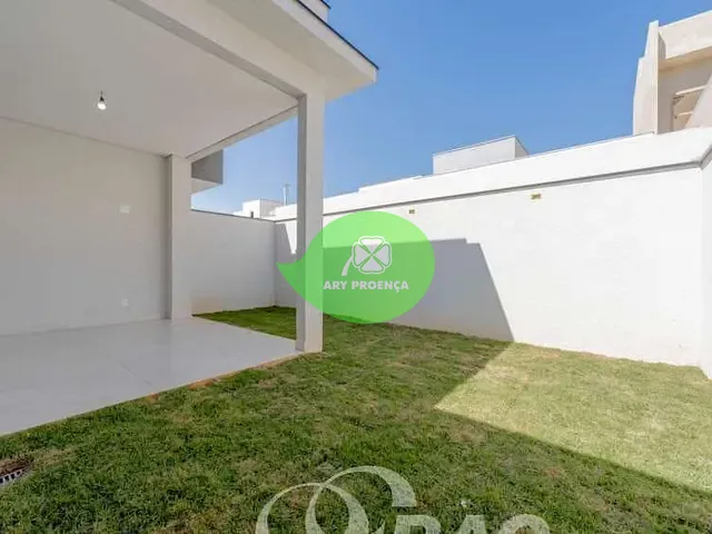 Casa com 182m² 3 quartos e 2 banheiros, à venda, no bairro Condomínio Santinon em Sorocaba