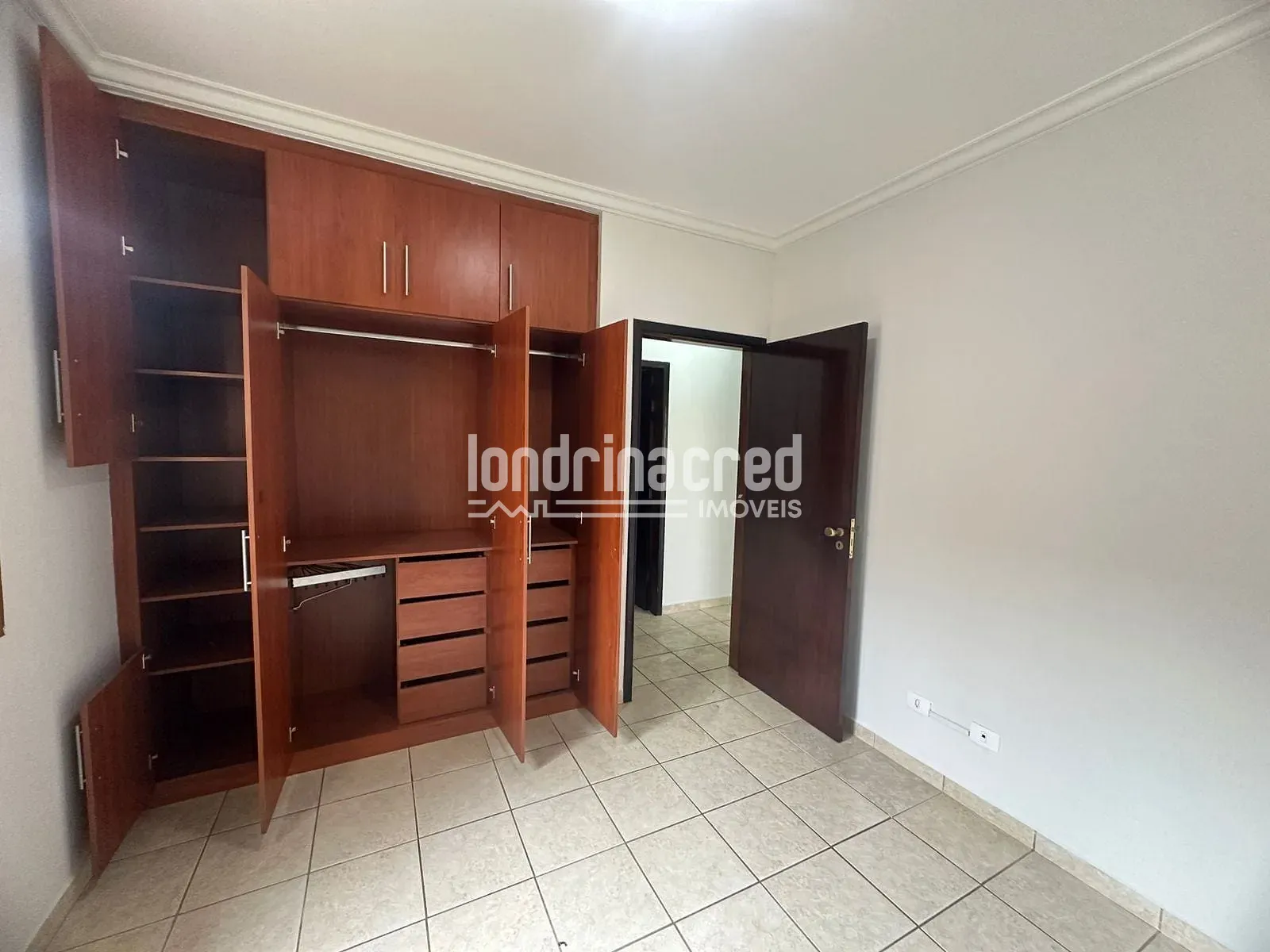 Casa, 3 quartos, 226 m² - Foto 35