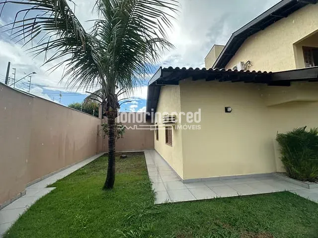 Casa com 416m² 3 quartos e 4 banheiros, à venda, no bairro Jardim Alah em Londrina