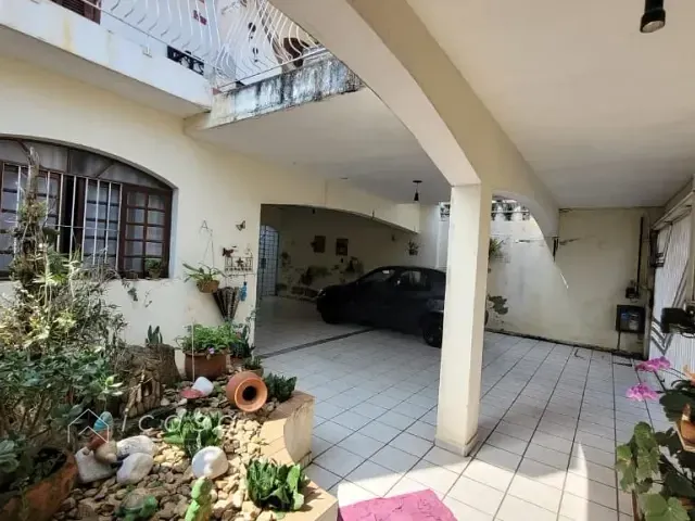 Casa com 290m² 4 quartos e 4 banheiros, à venda, no bairro Jardim Amália em Caçapava