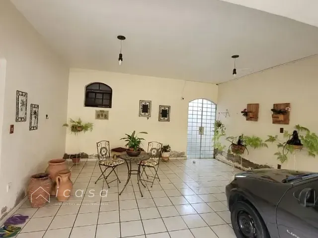 Casa com 290m² 4 quartos e 4 banheiros, à venda, no bairro Jardim Amália em Caçapava
