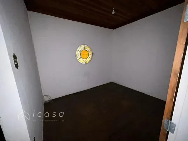 Casa com 200m² 3 quartos e 1 banheiro, à venda, no bairro Vila Pantaleão em Caçapava