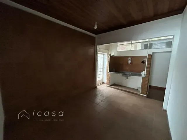 Casa com 200m² 3 quartos e 1 banheiro, à venda, no bairro Vila Pantaleão em Caçapava