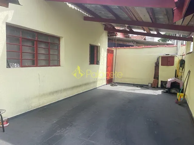 Casa com 250m² 4 quartos e 2 banheiros, à venda, no bairro Vila Rica em Pindamonhangaba