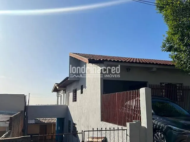 Casa 4 quartos e 3 banheiros, à venda, no bairro San Rafael em Ibiporã