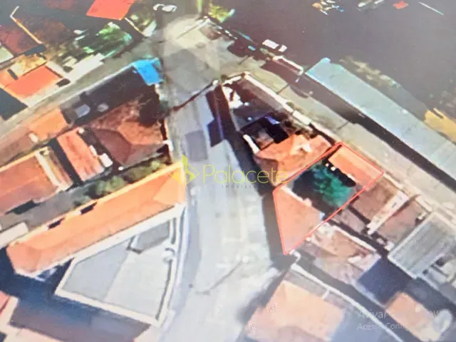 Casa com 450m² 3 quartos e 2 banheiros, à venda, no bairro Santa Rita em Aparecida