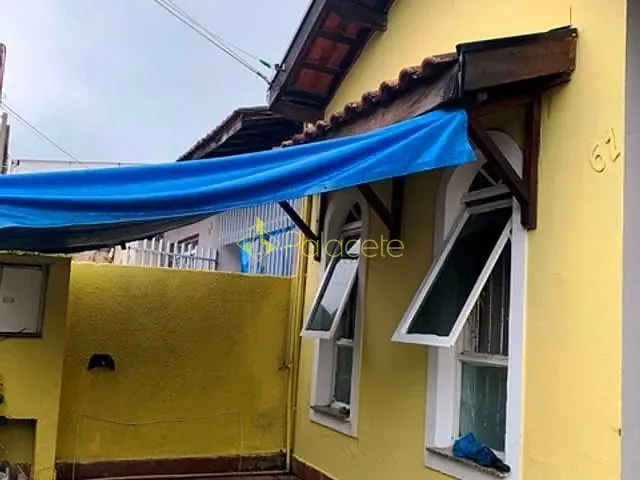 Casa com 198m² 3 quartos e 1 banheiro, à venda, no bairro Parque São Domingos em Pindamonhangaba