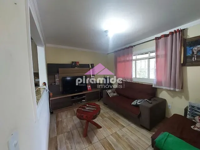 Casa com 130m² 2 quartos e 2 banheiros, à venda, no bairro Bosque dos Eucaliptos em São José dos Campos