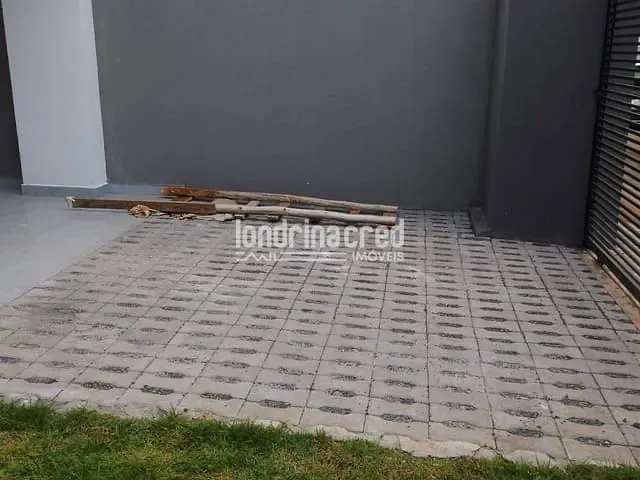 Casa com 126m² 3 quartos e 3 banheiros, à venda, no bairro Colúmbia em Londrina