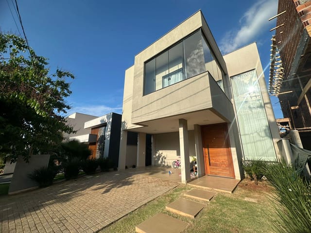 Foto do Casa - Linda casa à venda em condomínio em Londrina: 3 quartos, suíte, escritório, piscina, gourmet, energia solar e lazer completo com quadras e salão de festas. | Londrina Cred Imóveis