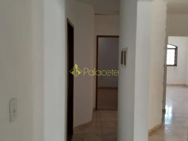 Casa com 430m² 3 quartos e 3 banheiros, à venda, no bairro Residencial e Comercial Vila Verde em Pindamonhangaba