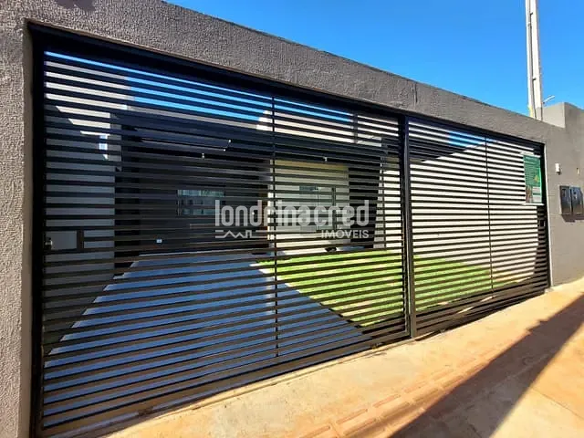 Casa com 125m² 3 quartos e 2 banheiros, à venda, no bairro Jardim Strass em Londrina