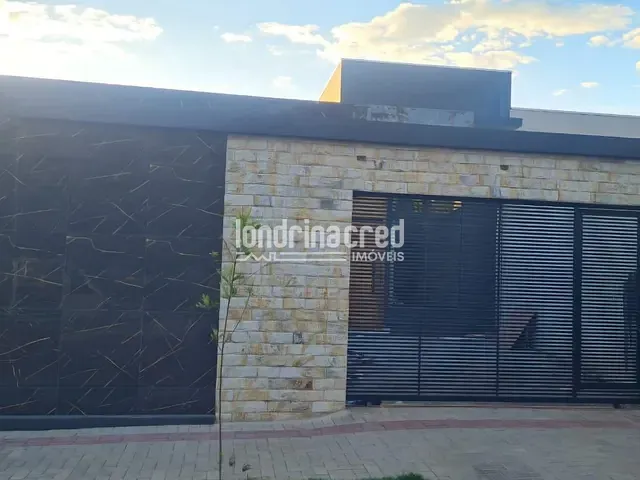 Casa com 135m² 3 quartos e 2 banheiros, à venda, no bairro Aeroporto em Londrina