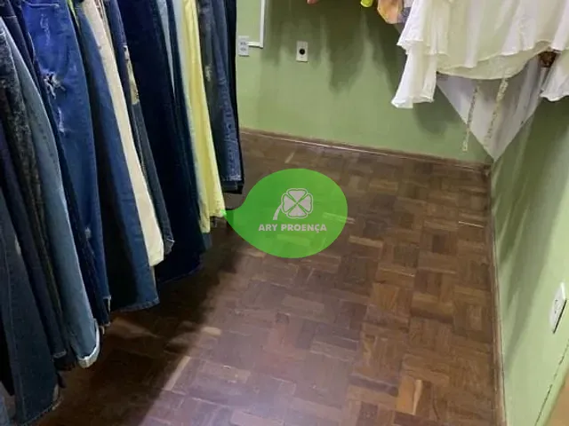 Casa com 211m² 2 quartos e 2 banheiros, à venda, no bairro Centro em Sorocaba