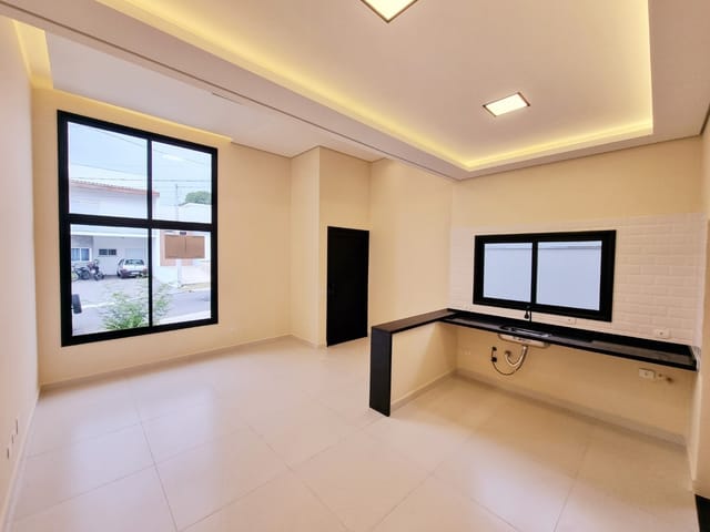Casa com 175m² 3 quartos e 1 banheiro, à venda, no bairro Residencial Vila Romana em Pindamonhangaba