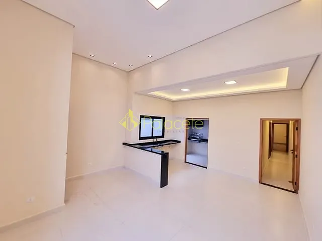 Casa com 175m² 3 quartos e 1 banheiro, à venda, no bairro Residencial Vila Romana em Pindamonhangaba