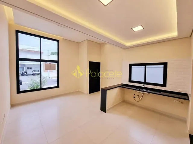 Casa com 175m² 3 quartos e 1 banheiro, à venda, no bairro Residencial Vila Romana em Pindamonhangaba