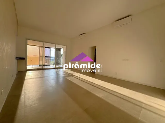 Casa com 451m² 3 quartos e 5 banheiros, à venda, no bairro Urbanova em São José dos Campos
