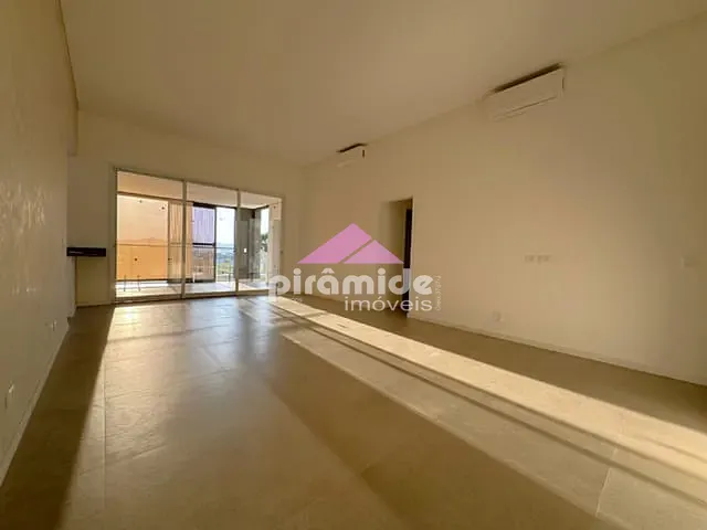 Casa com 451m² 3 quartos e 5 banheiros, à venda, no bairro Urbanova em São José dos Campos