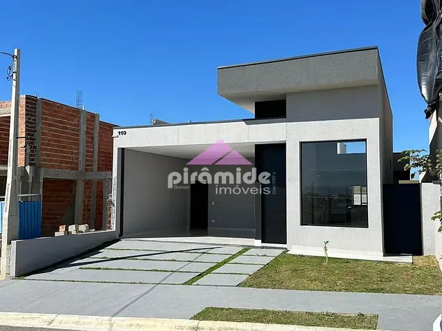 Casa com 300m² 3 quartos e 2 banheiros, à venda, no bairro Residencial Colinas em Caçapava