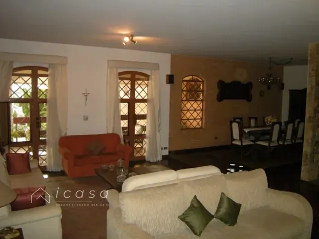 Casa com 736m² 4 quartos e 4 banheiros, à venda, no bairro Jardim Esplanada II em São José dos Campos