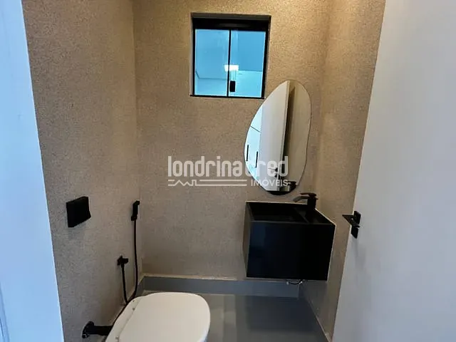Casa com 252m² 3 quartos e 4 banheiros, à venda, no bairro CONDOMÍNIO ARAÇARI em Londrina