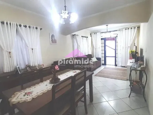 Casa com 125m² 4 quartos e 4 banheiros, à venda, no bairro Jardim Altos de Santana em São José dos Campos