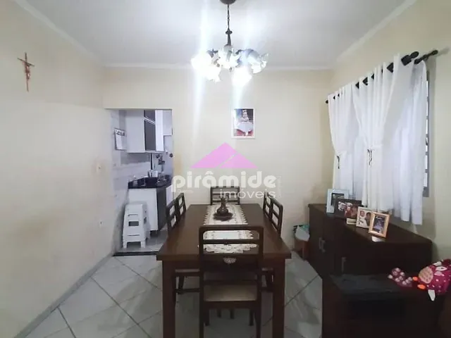 Casa com 125m² 4 quartos e 4 banheiros, à venda, no bairro Jardim Altos de Santana em São José dos Campos