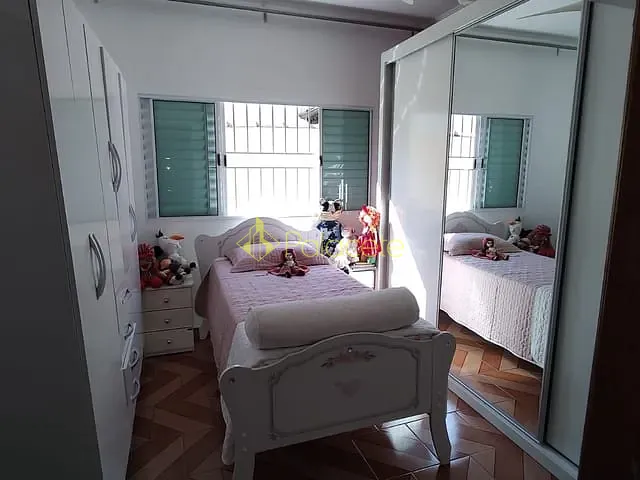 Casa com 217m² 3 quartos e 2 banheiros, à venda, no bairro Jardim Boa Vista em Pindamonhangaba