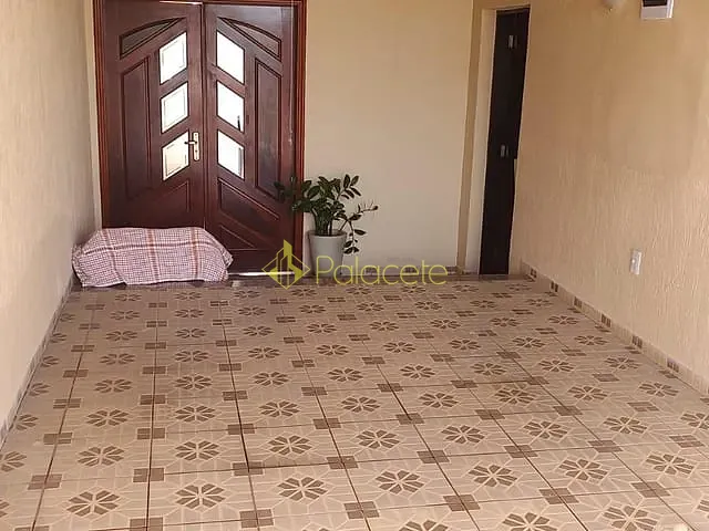 Casa com 217m² 3 quartos e 2 banheiros, à venda, no bairro Jardim Boa Vista em Pindamonhangaba