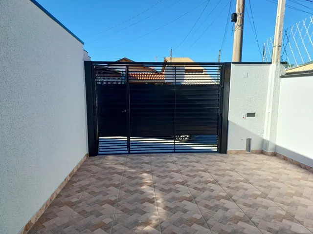 Casa com 125m² 2 quartos e 2 banheiros, à venda, no bairro Continental 1 em Taubaté