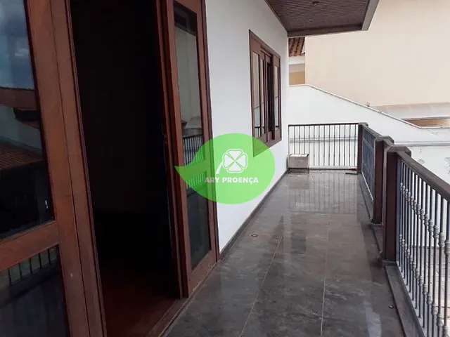 Casa com 360m², à venda, no bairro Parque Campolim em Sorocaba