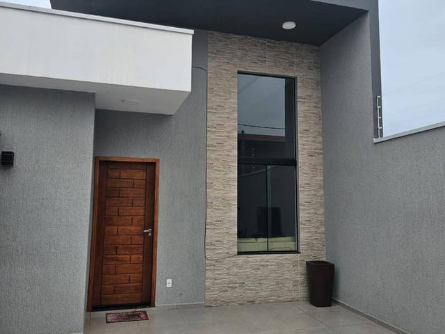 Casa com 176m² 3 quartos e 2 banheiros, à venda, no bairro Loteamento Residencial e Comercial Flamboyant em Pindamonhangaba