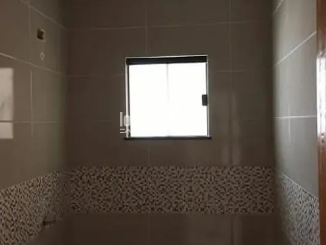 Casa com 125m² 2 quartos e 1 banheiro, à venda, no bairro Jardim Padovani em Londrina