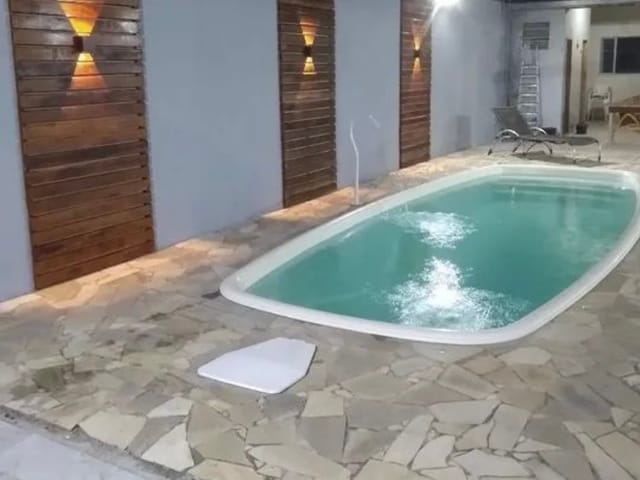 Casa com 250m² 2 quartos e 3 banheiros, à venda, no bairro Residencial e Comercial Portal dos Eucaliptos em Pindamonhangaba