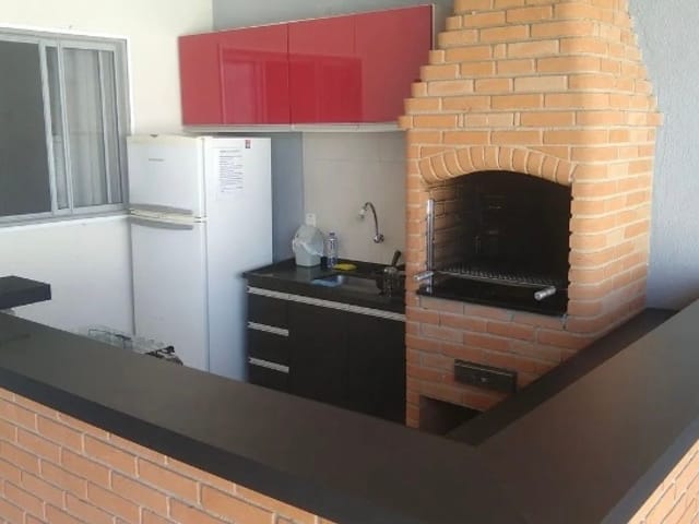 Casa com 250m² 2 quartos e 3 banheiros, à venda, no bairro Residencial e Comercial Portal dos Eucaliptos em Pindamonhangaba
