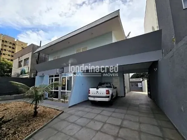 Casa com 550m², à venda ou para alugar, no bairro Centro em Londrina