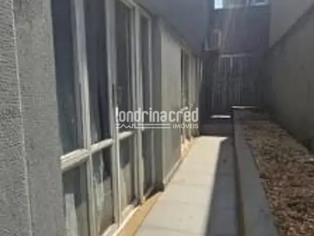 Casa com 550m², à venda ou para alugar, no bairro Centro em Londrina