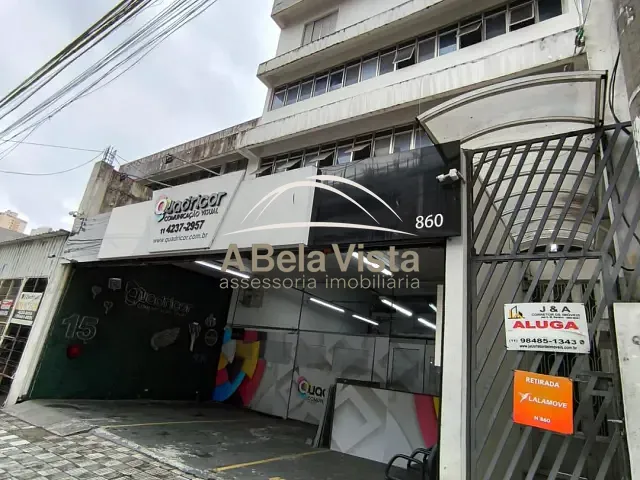 Casa com 220m², para alugar, no bairro Bela Vista em Osasco