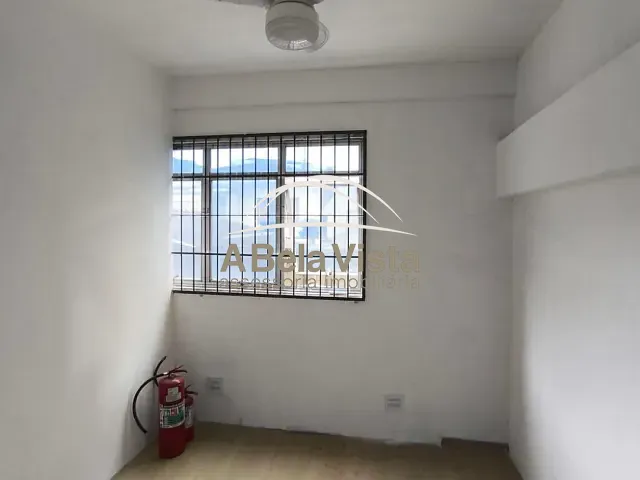Casa com 220m², para alugar, no bairro Bela Vista em Osasco