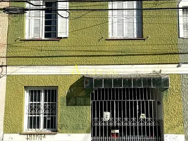 Sobrado 3 quartos e 2 banheiros, à venda, no bairro Jardim Boa Vista em Pindamonhangaba