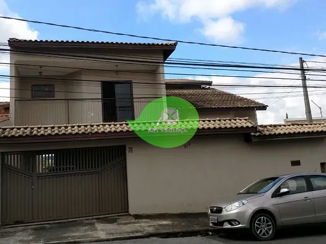 Casa com 390m² 3 quartos e 2 banheiros, à venda, no bairro Vila Assis em Sorocaba