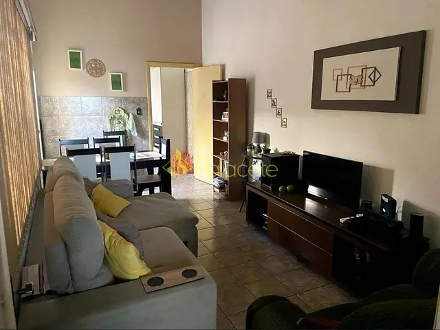 Casa 3 quartos e 3 banheiros, à venda, no bairro Jardim Boa Vista em Pindamonhangaba