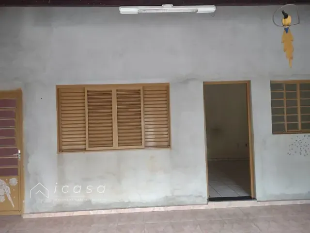 Casa com 175m² 2 quartos e 2 banheiros, à venda, no bairro Parque Residencial Santo André em Caçapava