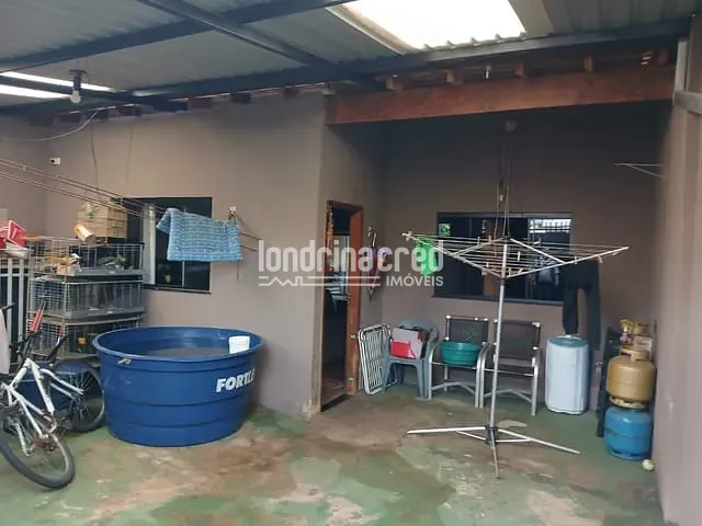 Casa com 150m² 3 quartos e 1 banheiro, à venda, no bairro Antares em Londrina